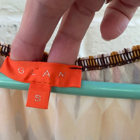 GLAM Silk Dress - Picture 4 of 8